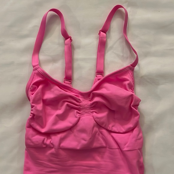 SKIMS SEAMLESS SCULPT BRIEF BODYSUIT - Picture 2 of 5